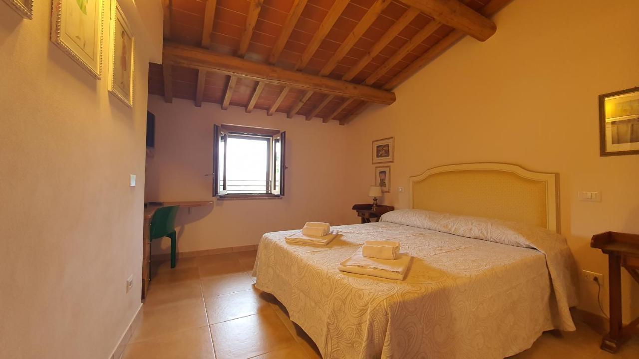Appartamenti Tinacci San Gimignano Bagian luar foto