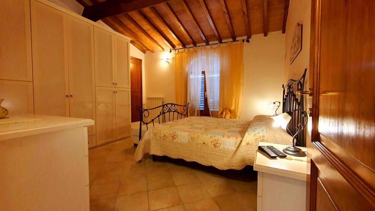 Appartamenti Tinacci San Gimignano Bagian luar foto