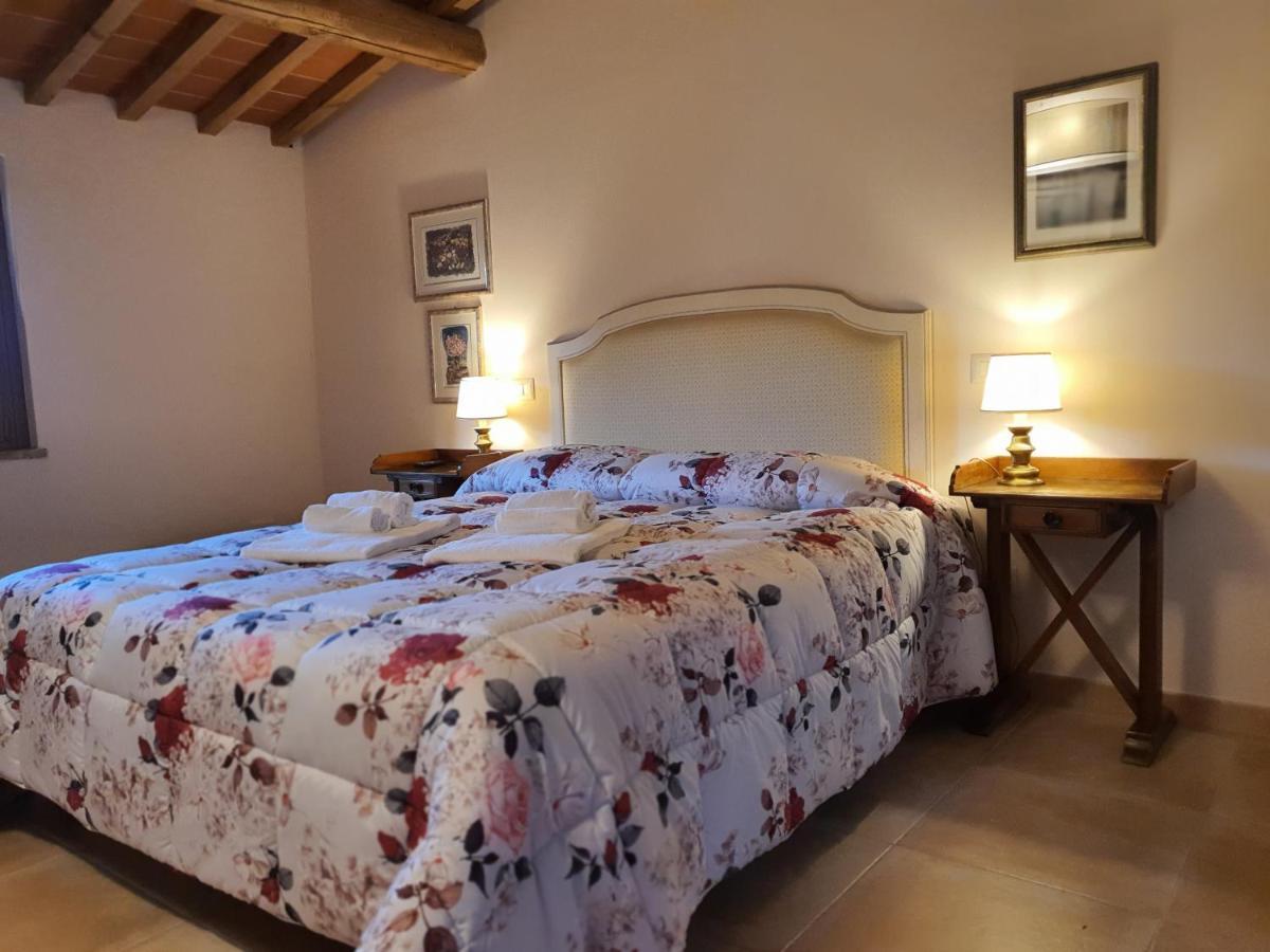 Appartamenti Tinacci San Gimignano Bagian luar foto