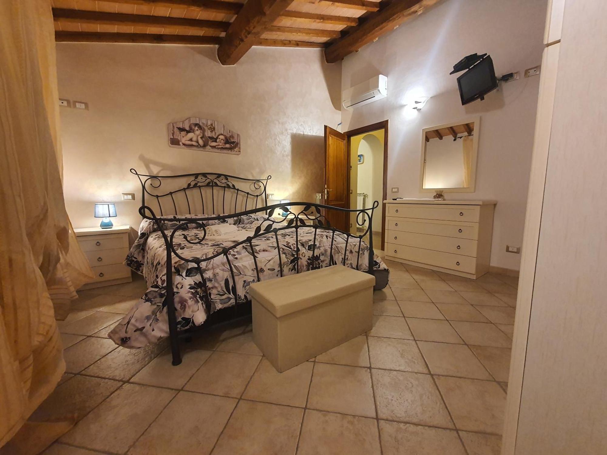 Appartamenti Tinacci San Gimignano Bagian luar foto